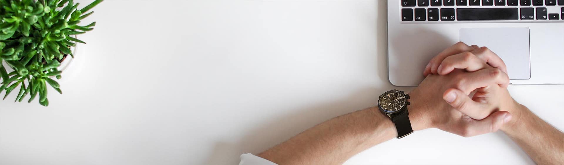 Interactivedesign WordPress Hjemmesider Hvid Hands Ur